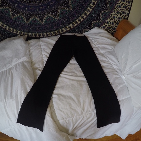 American Eagle Yoga Pants