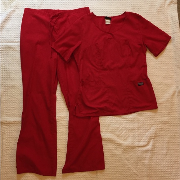 Cherokee Scrub Set-Red, Medium - Picture 2 of 2
