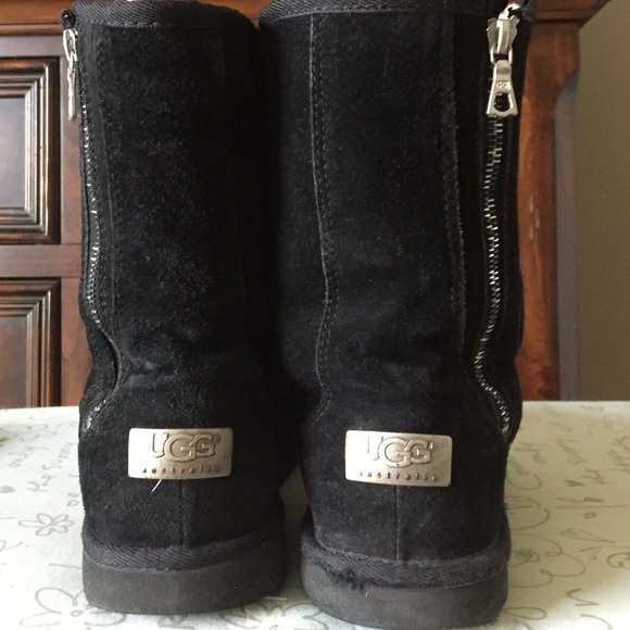 Uggs Mayfaire boots SOLD - Picture 2 of 4