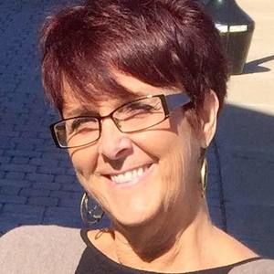 Meet your Posher, Carol