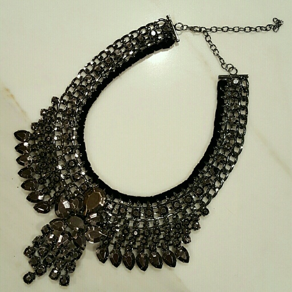 Sale! Host Pick! Gunmetal Necklace & Earrings Set - Picture 2 of 2