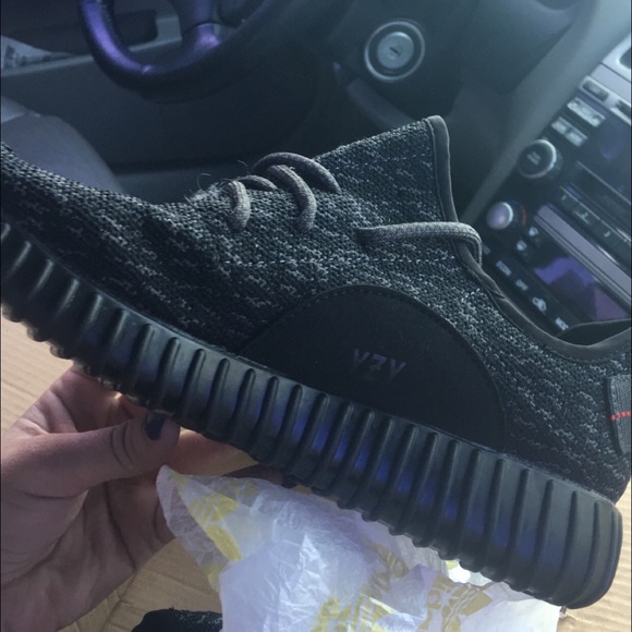 Yeezy 350 boost women's size 7.5