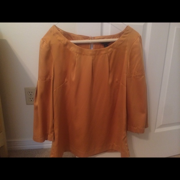 Gold, silk Banana Republic blouse