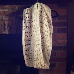 American Eagle infinity scarf