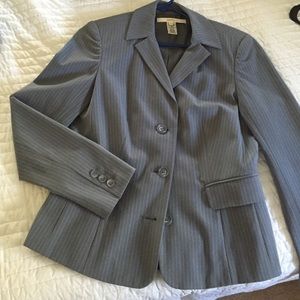Fitted grey pinstripe blazer