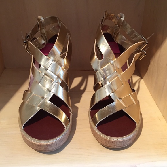 Dolce Vita Gold Wedges