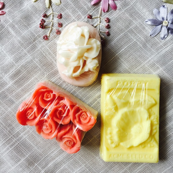 SOLS $$$ Handmade Soap