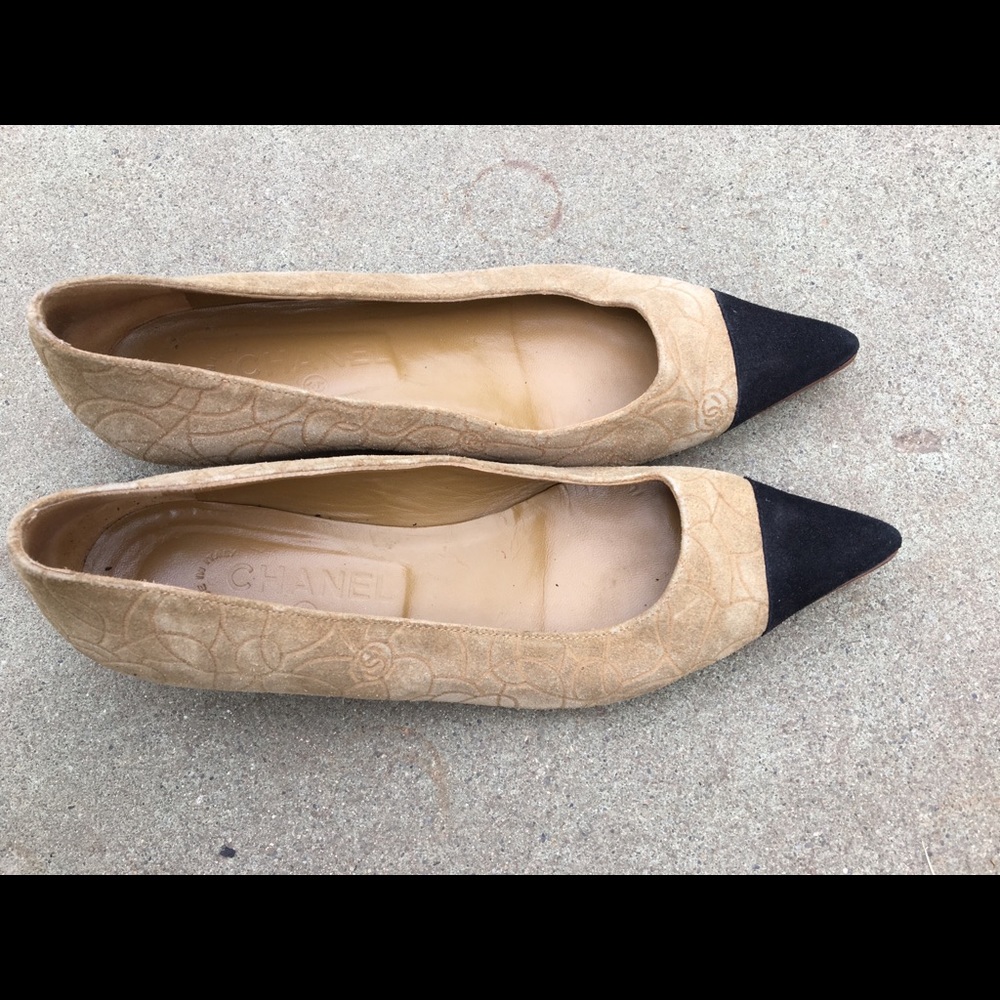 Chanel suede floral embossed kitten heel
