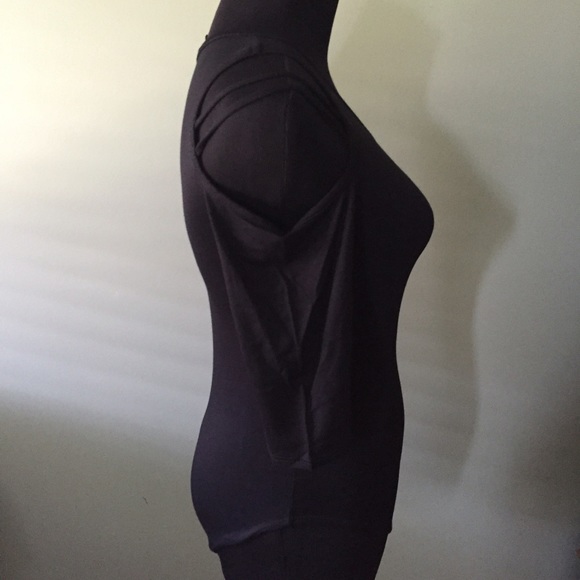 Amazing Black rayon bodysuit with shoulder cutouts - Picture 4 of 4