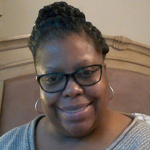 Meet your Posher, Cynthia