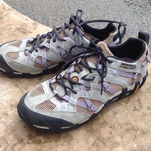 MERRELL hiking shoes