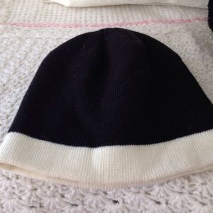 Black beanie