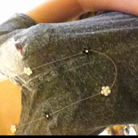 Daisy long necklace
