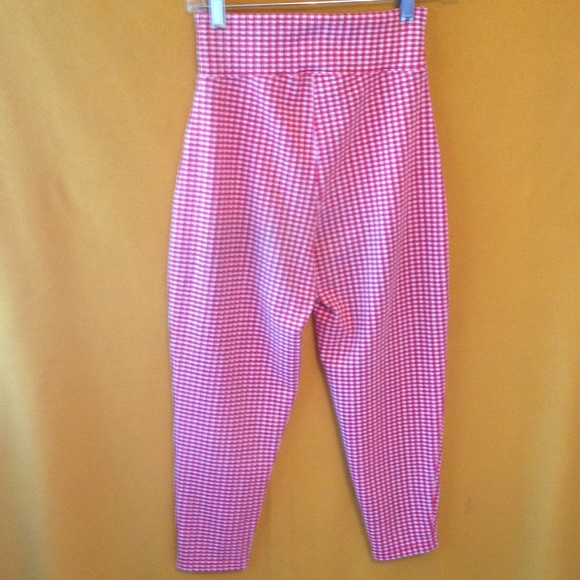 Capris 3" waistband  22" inseam red/white check - Picture 2 of 2