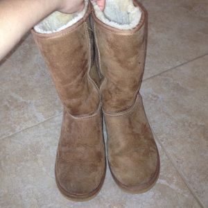 light brown boots