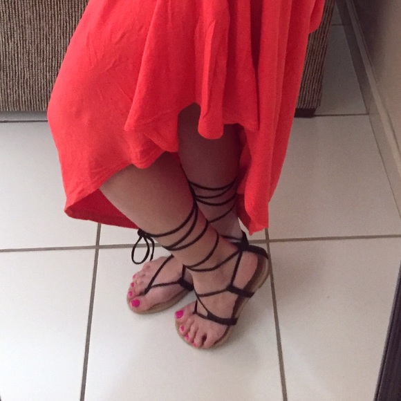 LAST PAIR! Black Lace Up Sandals - Picture 4 of 4