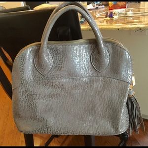 IVANKA TRUMP Metallic handbag w/ fringe tassel