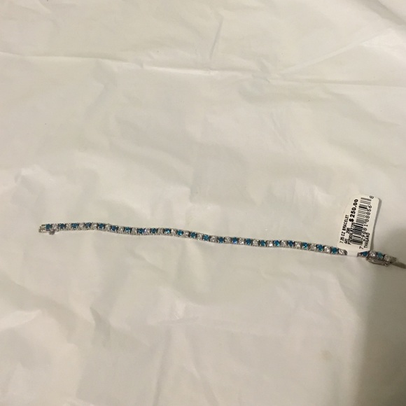 Bracelet - Picture 2 of 2