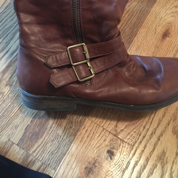 Boots - Picture 2 of 2