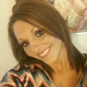 Meet your Posher, Alason