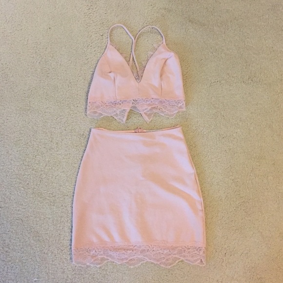 Tobi 2-piece set! 🎀