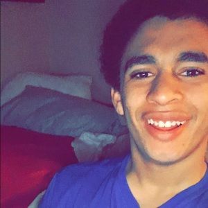 Meet your Posher, Cameron