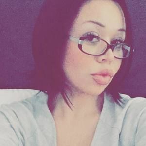 Meet your Posher, Aly