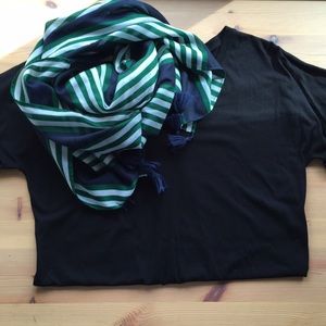 Express black t-shirt dress.