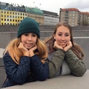 Meet your Posher, Abby