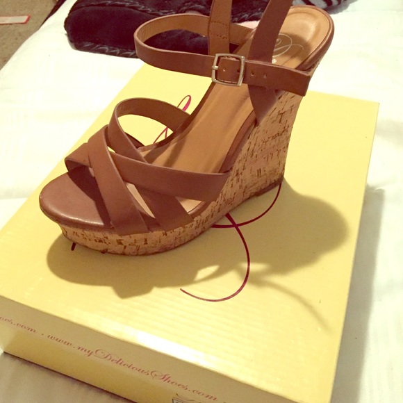 Tan wedges