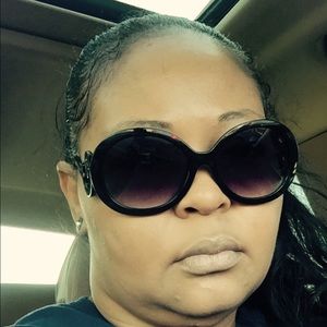 Meet your Posher, Trina