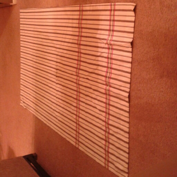 Window curtains - Picture 2 of 3