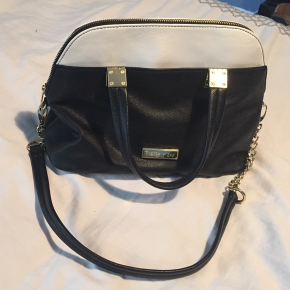 Friday sale 1/2off shipping! Olivia and Joy Purse.