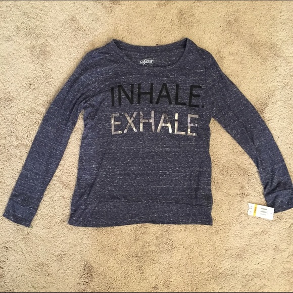 NWT Inhale, Exhale Long Sleeve Shirt Size S