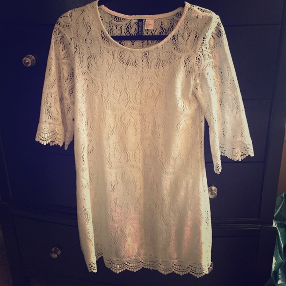 White lace dress