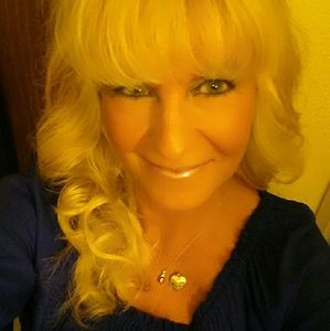 Meet your Posher, Gretchen