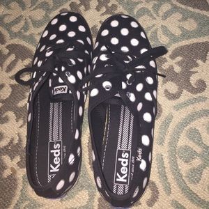 adorable polka for keds