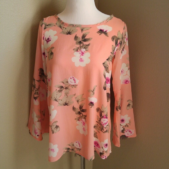 Vibrant peach floral top-small left - Picture 3 of 4