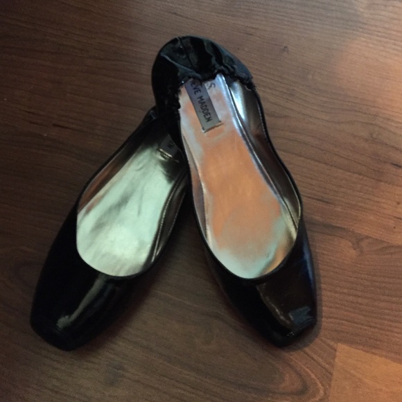 Black Steve Madden flats