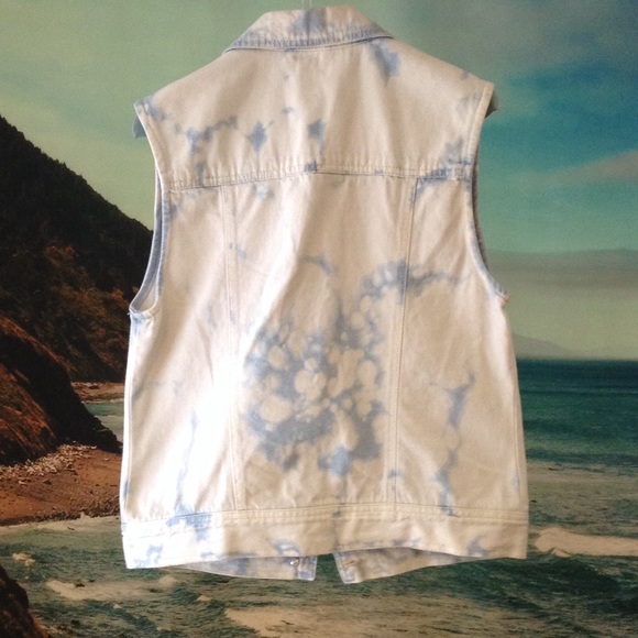 Bleached denim vest - Picture 2 of 2