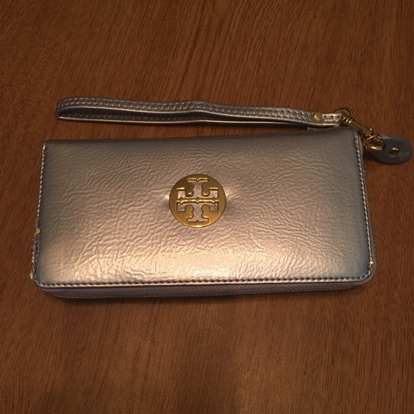 Tory Burch wallet