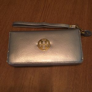 Tory Burch wallet