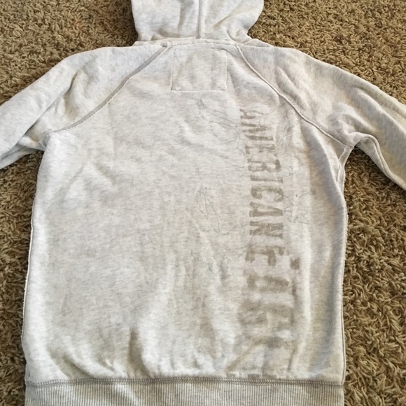 American Eagle Sweatshirt - Picture 3 of 4