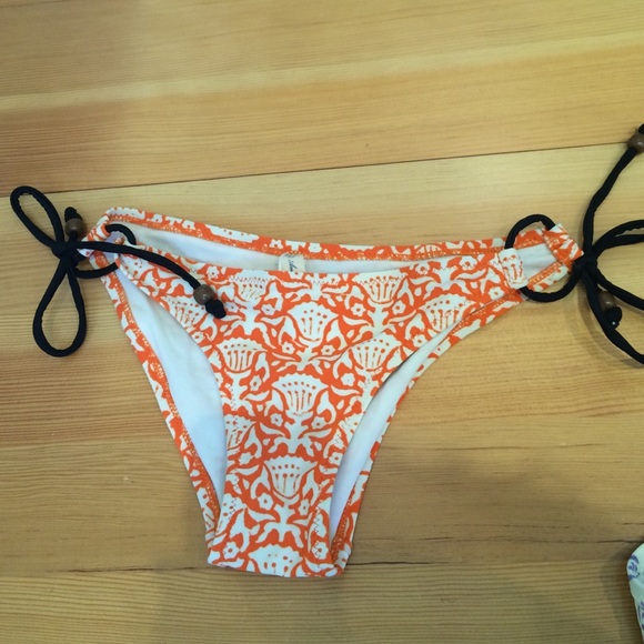 American Eagle Bikini Bottom Set - Picture 2 of 4