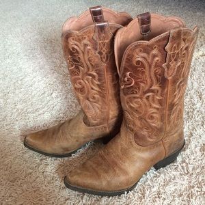 Justin Snip Toe Western Cowboy Boots