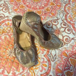 Ivanka Trump gold wedges