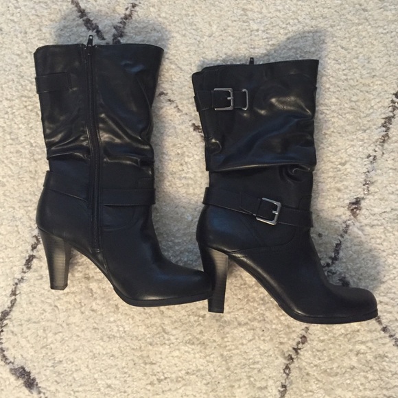 Shoes - Picture 3 of 3