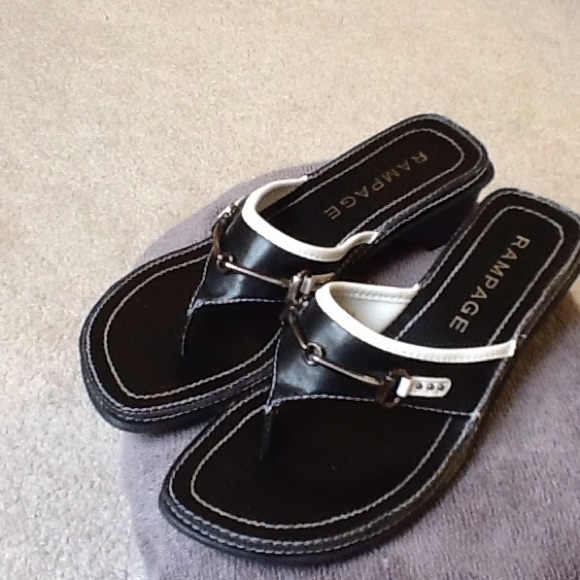 Sandals - Picture 3 of 3