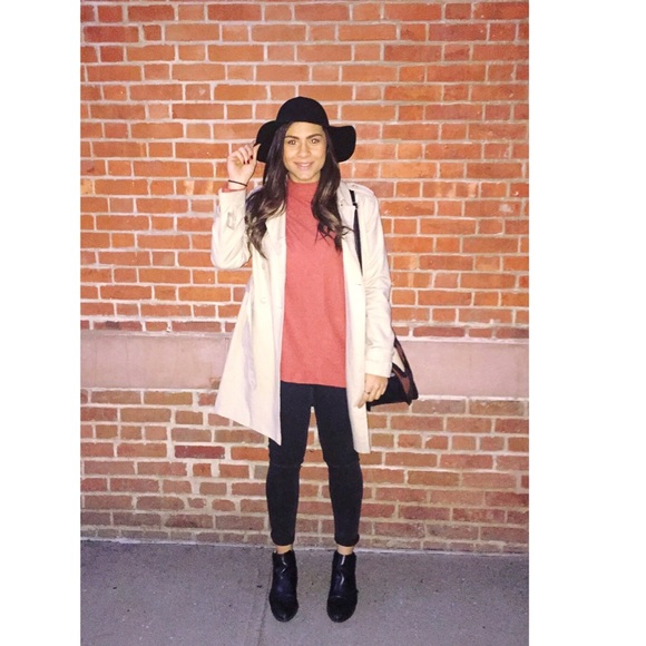 Meet your Posher, Priya