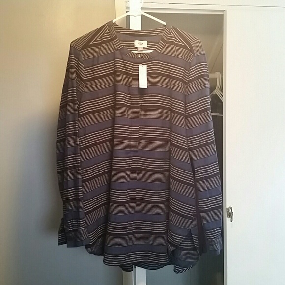 Old Navy top